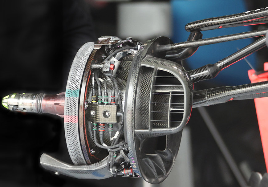 BREMBO SPIEGA I MOTIVI PER CUI LA VENTILAZIONE DEI FRENI DELLE MONOPOSTO DI FORMULA 1 È UN ASPETTO COSÌ DELICATO E CRUCIALE PER I TEAM